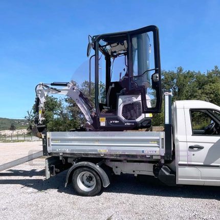 Uspješna isporuka xterra xt12+ mini bagera vjernom kupcu